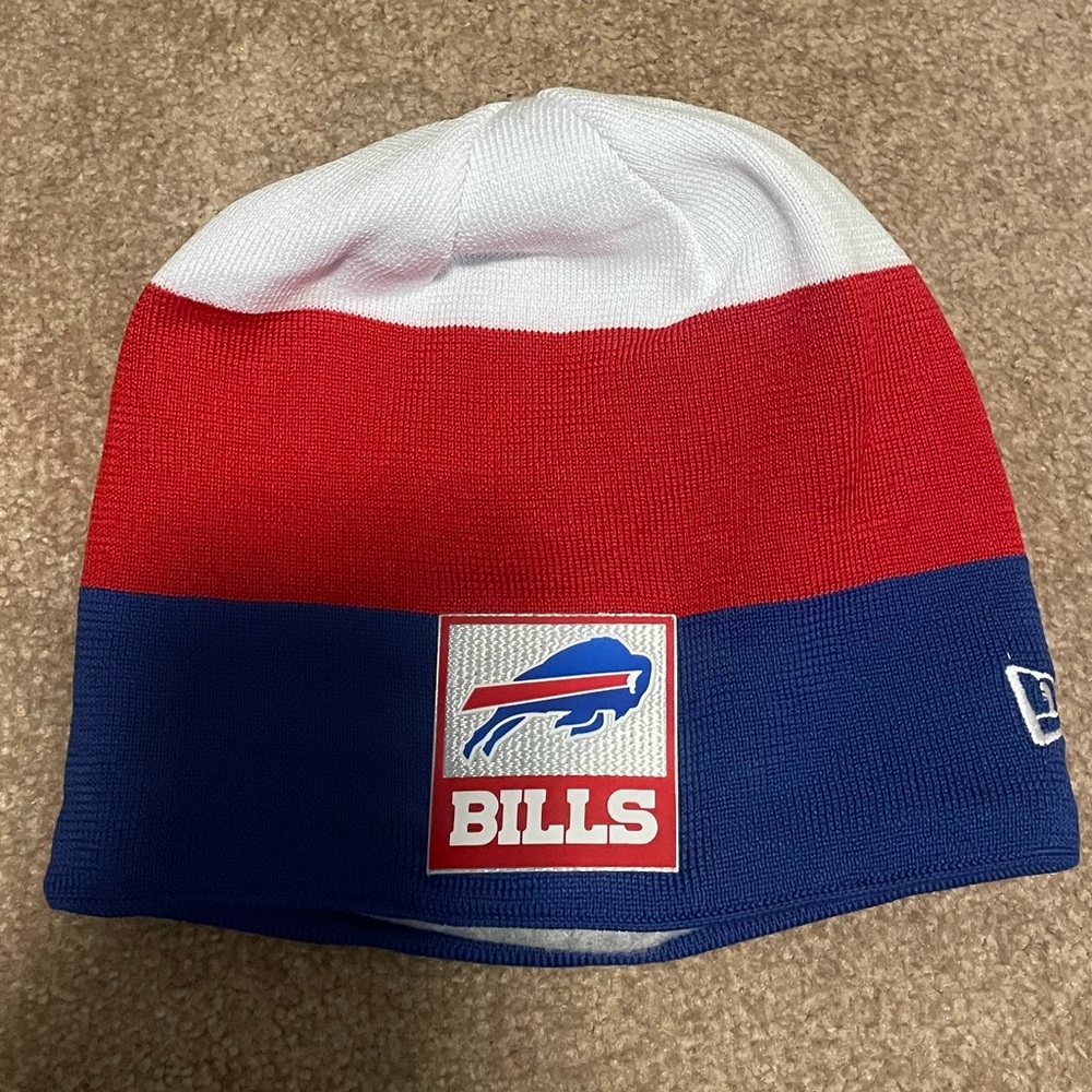 New Era Cap Buffalo Bills NFL Winter Hat w. Fleece lining! Brand new!